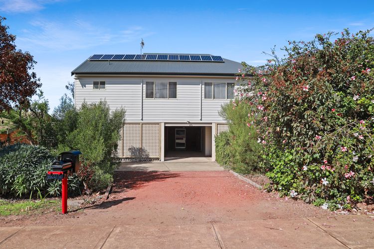 11 Ellensford Terrace
