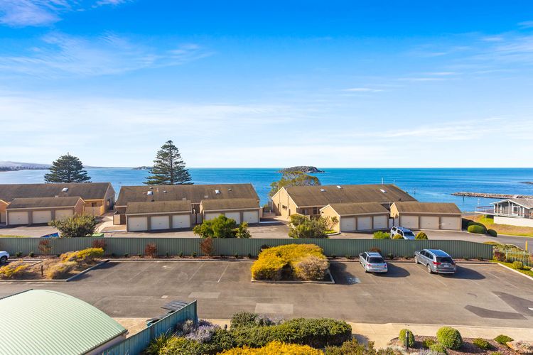 Blue Horizon – Unit 5, 2 Solway Crescent, Encounter Bay