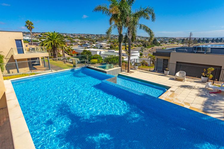 108 At The Bluff – 108/123 Franklin Pde, Encounter