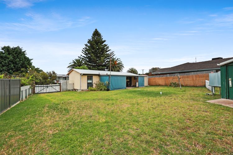Hazel Hut -12 Hazel Street, Goolwa Beach