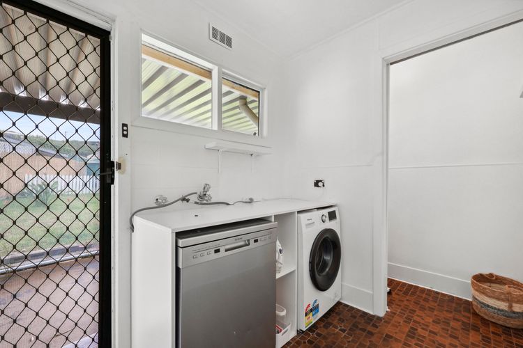 Hazel Hut -12 Hazel Street, Goolwa Beach