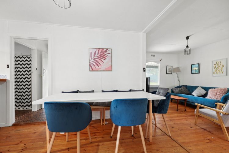 Hazel Hut -12 Hazel Street, Goolwa Beach