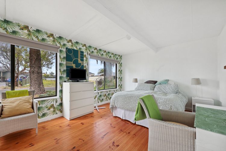 Hazel Hut -12 Hazel Street, Goolwa Beach