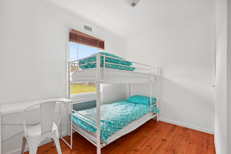 Hazel Hut -12 Hazel Street, Goolwa Beach