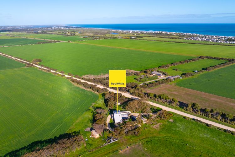Sunshine Villa  – 484 Kessell Rd, Middleton