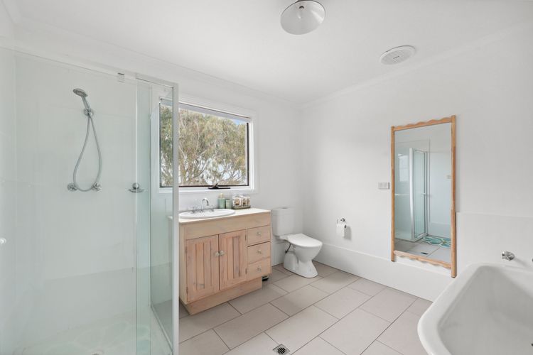 Sunshine Villa  – 484 Kessell Rd, Middleton