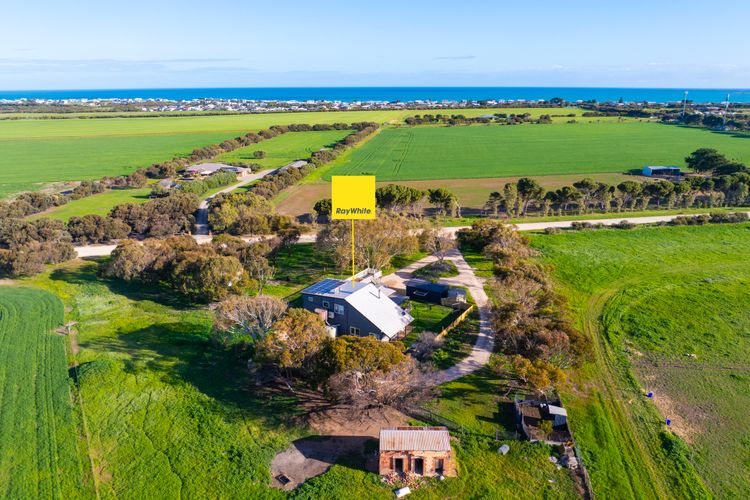 Sunshine Villa  – 484 Kessell Rd, Middleton