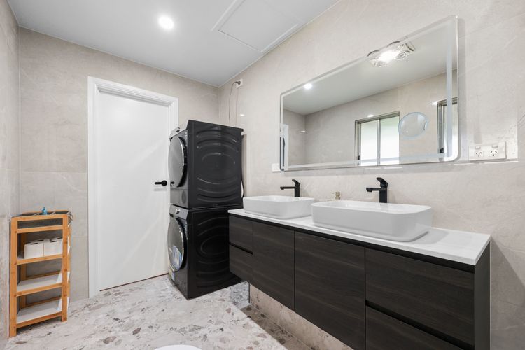 Sunshine Villa  – 484 Kessell Rd, Middleton
