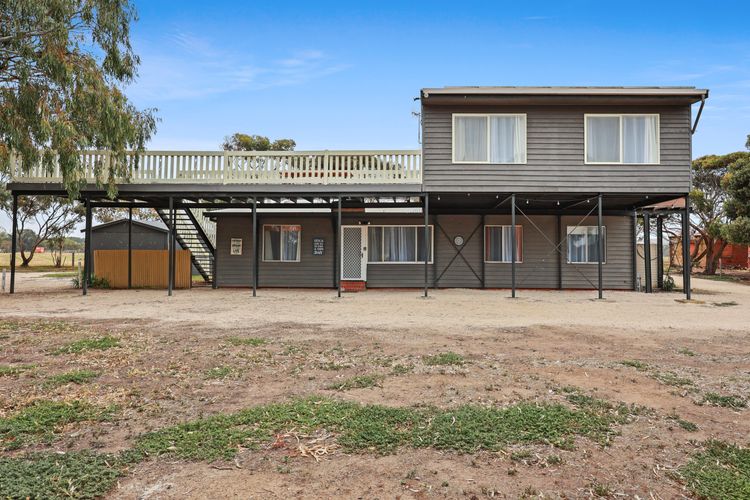 Sunshine Villa  – 484 Kessell Rd, Middleton