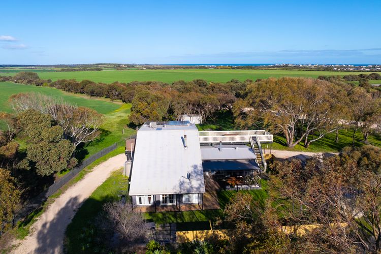 Sunshine Villa  – 484 Kessell Rd, Middleton