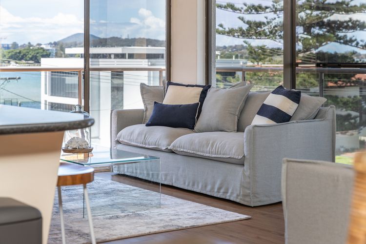 Coastal Retreat – Champagne Court 10