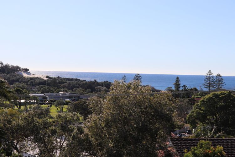 Easy Living at 14 Daphne Street