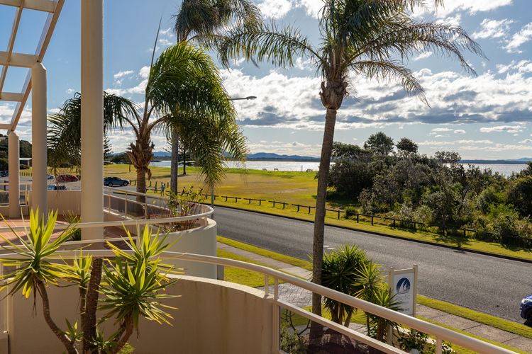 Coral Sands 3 – Pebbly Beach