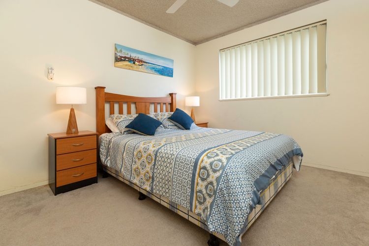 El Sandi 3 – On The Beach!