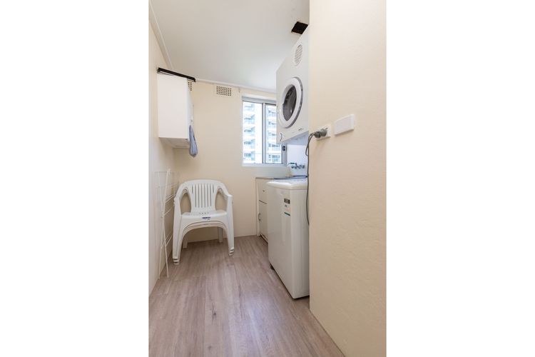 El Sandi 3 – On The Beach!