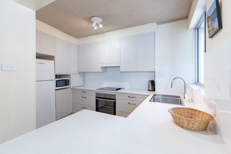 El Sandi 3 – On The Beach!