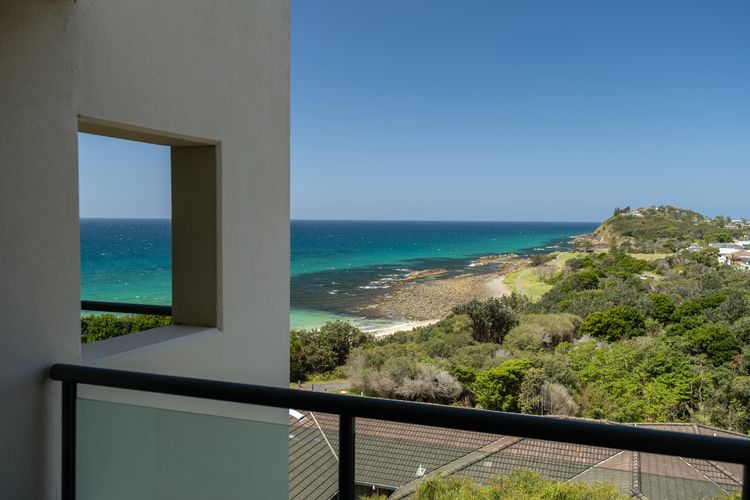 Le Point 702 – Luxury and Views!