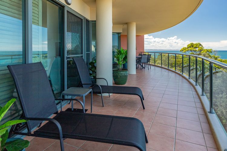 Le Point 702 – Luxury and Views!