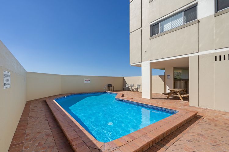 Oceanic 28 – On The Beach!