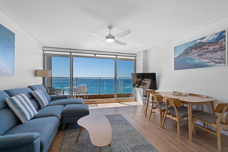 Oceanic 28 – On The Beach!