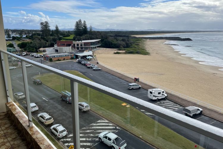 Oceanic 28 – On The Beach!