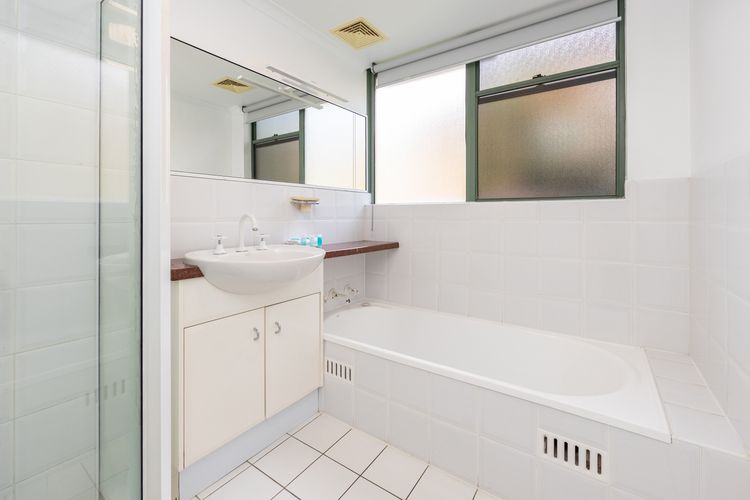 Parkside Marina 1 – CBD Location