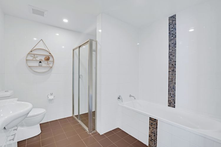 Reflections G01 – On The Lake!