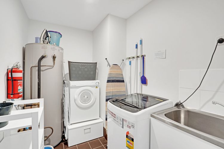 Reflections G01 – On The Lake!