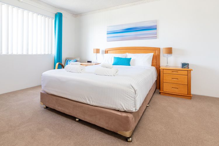 Sandpebbles 1 – Pebbly Beach