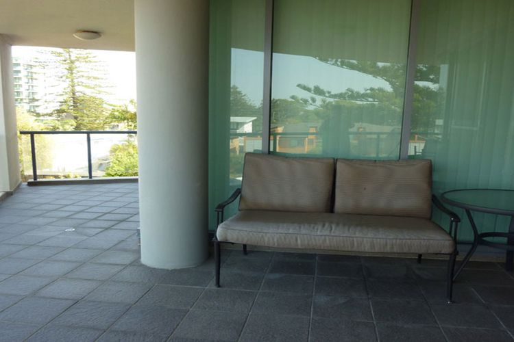 Twin Pines 301 – CBD Location