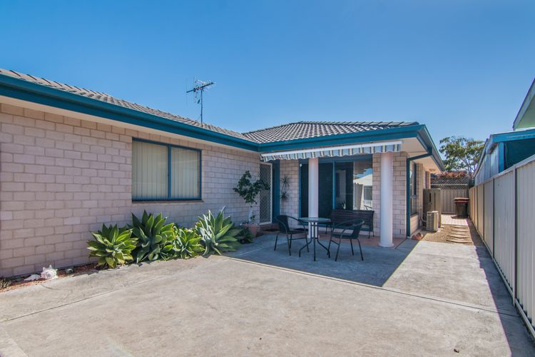 1/54 Parkes Street