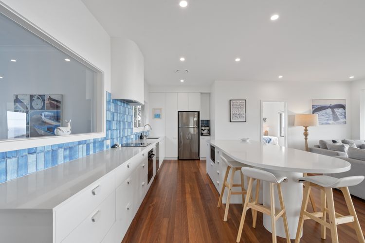 Noah’s 46 Cliff Road