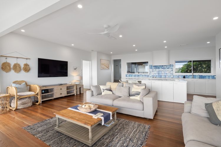 Noah’s 46 Cliff Road