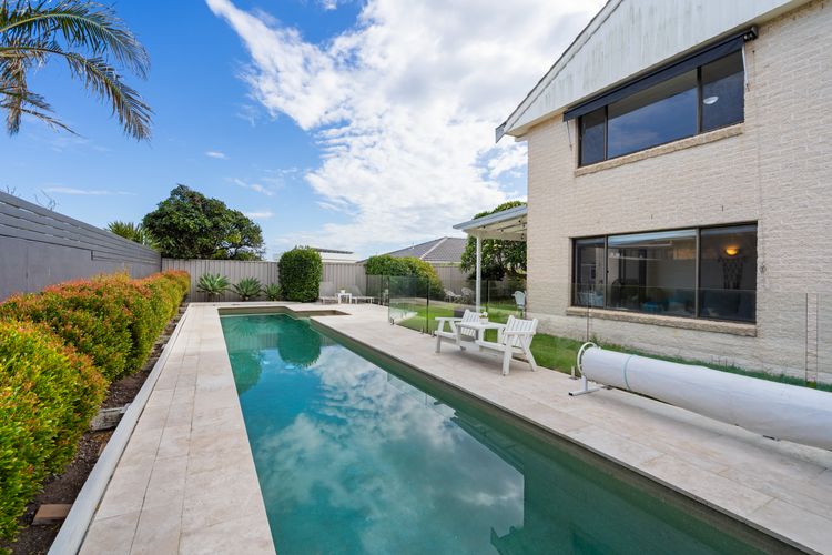 Noah’s 46 Cliff Road