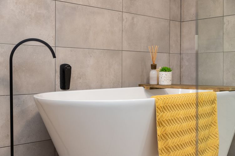 Deckhouse on Daphne – 25 Daphne Street