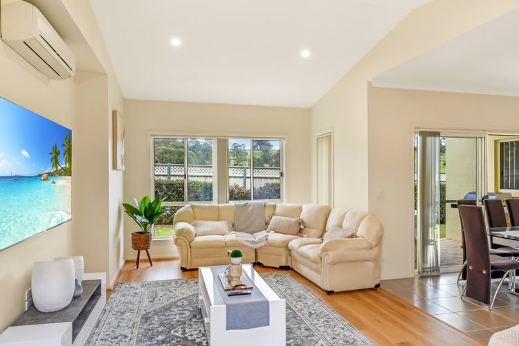 Laguna By The Beach at Black Head | Relax | Explore | Swim