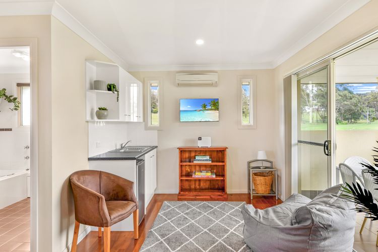 Laguna By The Beach at Black Head | Relax | Explore | Swim