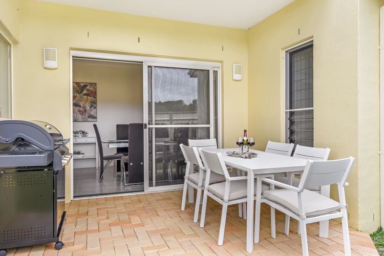 Laguna By The Beach at Black Head | Relax | Explore | Swim