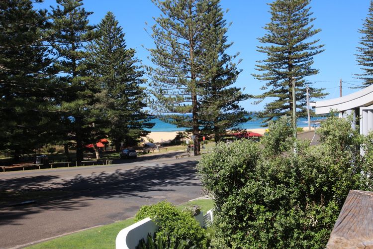 Black Head Beach House