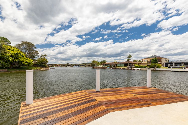 49 King George Parade