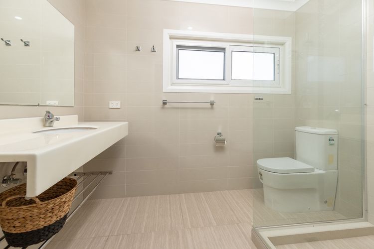 49 King George Parade