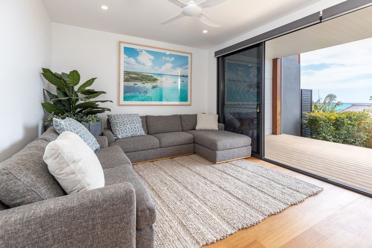 26B Seaview St