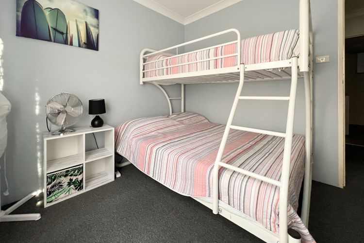 Bed room