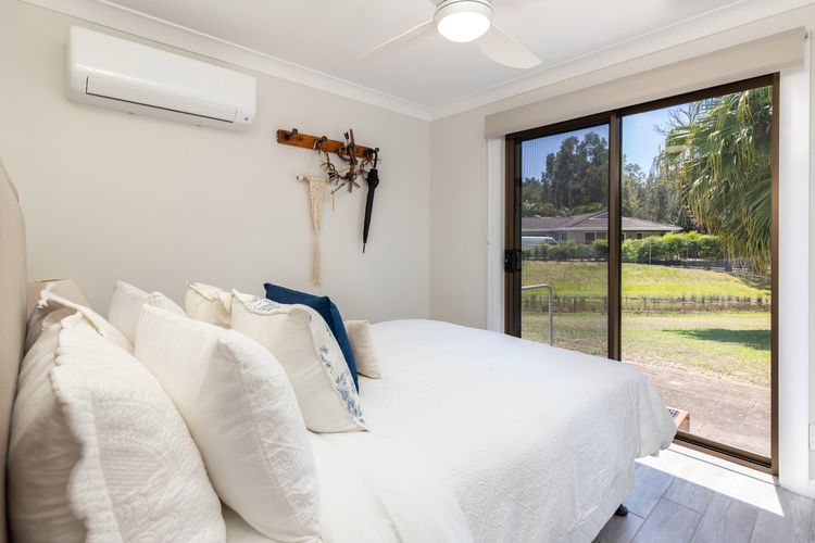 Little Goldens @ Fays