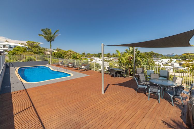 16/21A Red Head Road