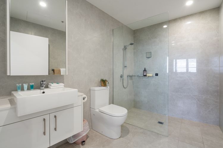 The Cove 903 Oceanview Apartment with Pool & Gym