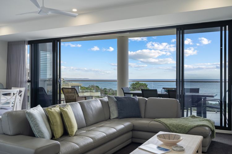 The Cove 903 Oceanview Apartment with Pool & Gym