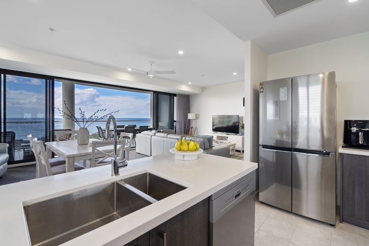 The Cove 903 Oceanview Apartment with Pool & Gym
