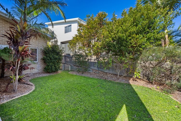 16 Cottesloe Circuit