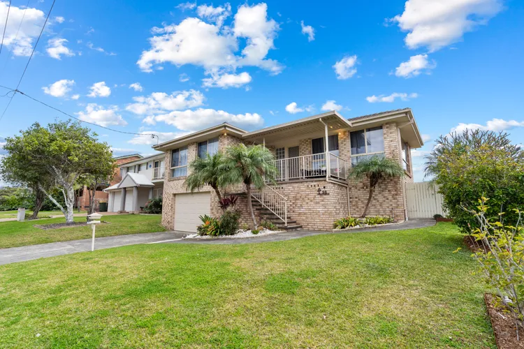 58 Saltwater Crescent